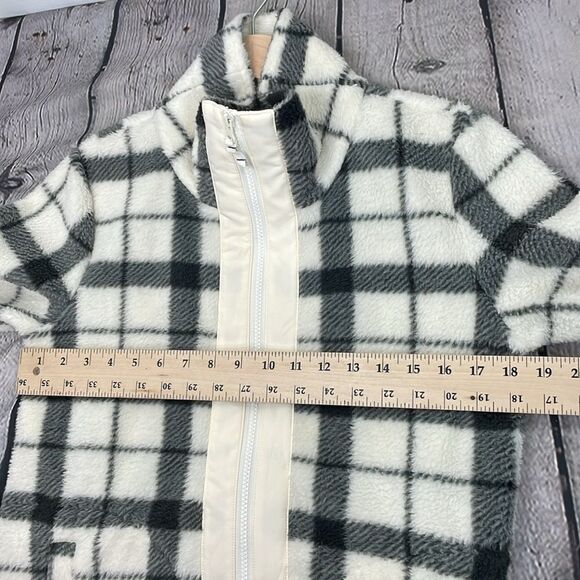 T by TALBOTS Fleece Jacket Womens cream black Plaid Full Zip Soft Pockets Small - Picture 12 of 13